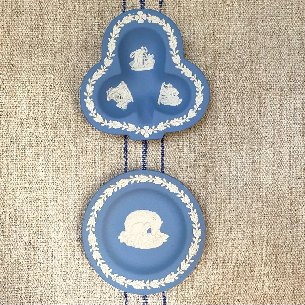 WEDGWOOD Set of Two Dishes